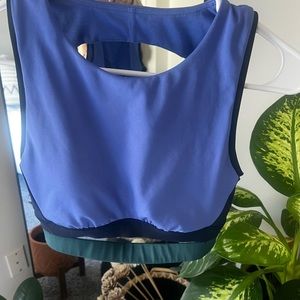 Lululemon High Neck Square Back Train Bra